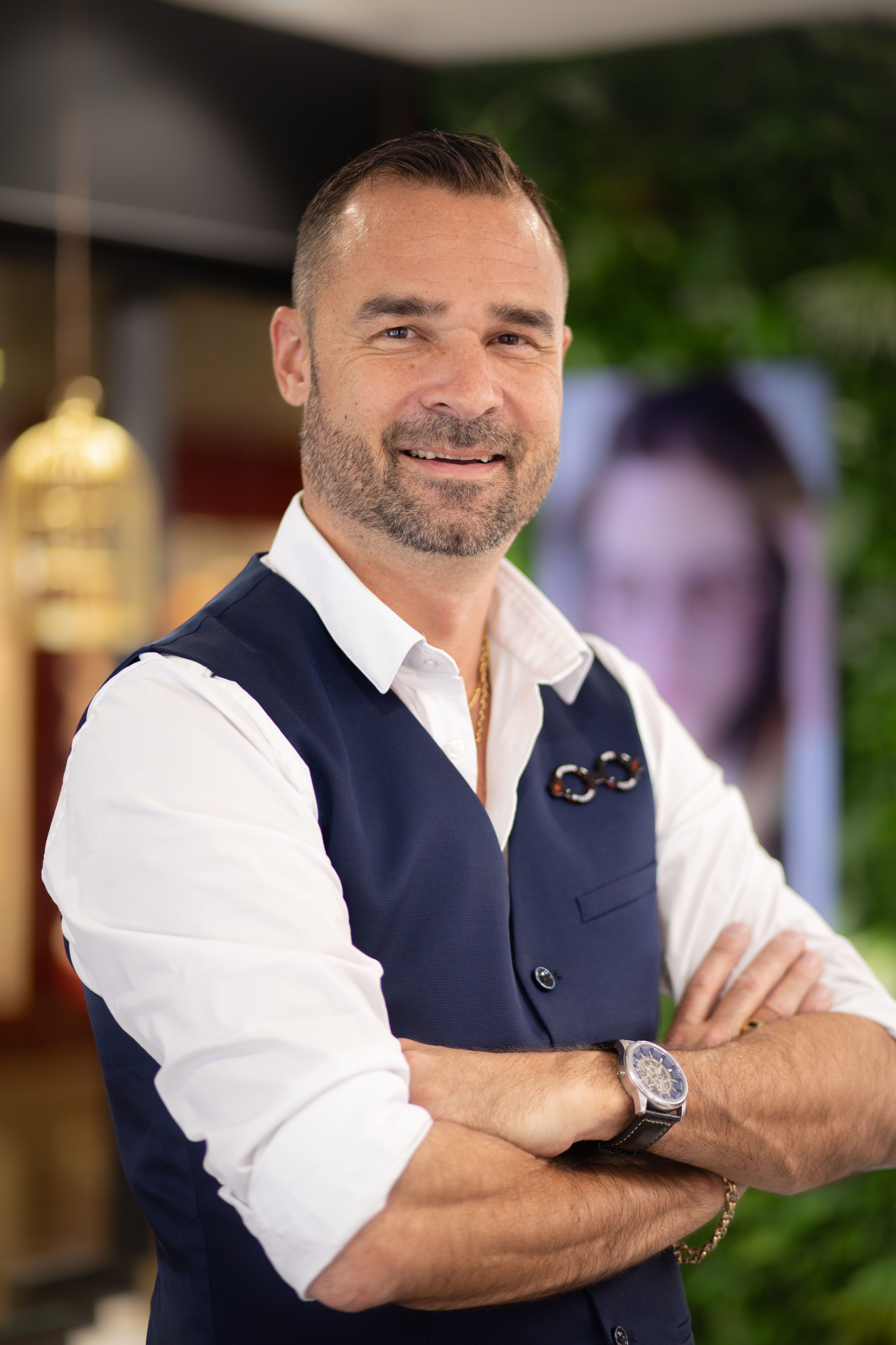 Julien Barthelemy, Directeur de centre optique